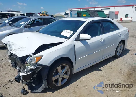 2012 Toyota Camry Se z USA, uszkodzony, nr VIN 4T1BF1FK7CU134812
